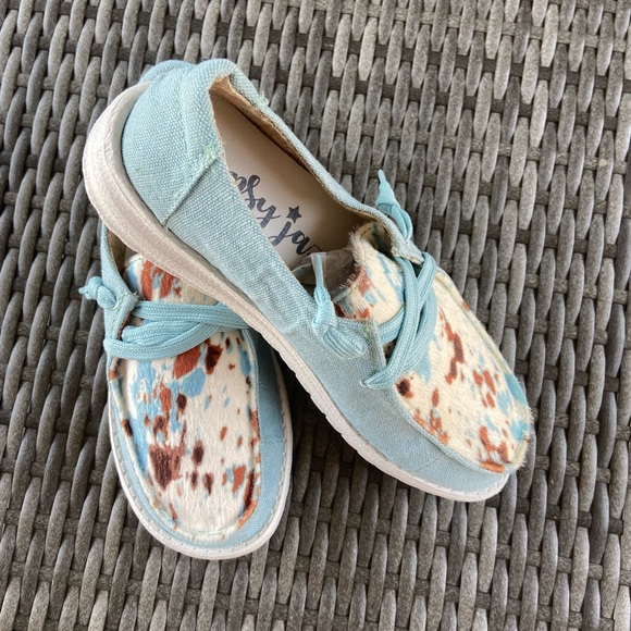 Gypsy Jazz “Mooma” Slip On Sneaker - Picture 3 of 4